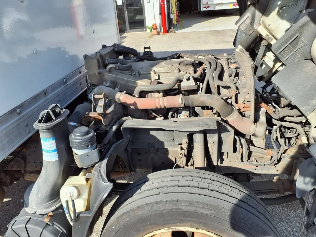 2020 Isuzu NRR - image 10