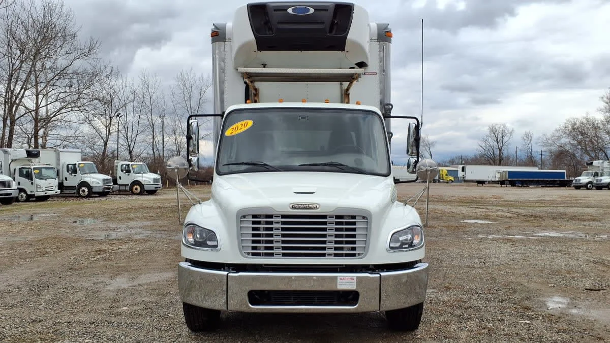 2020 Freightliner M2 106 in West Chester, OH — photo 2