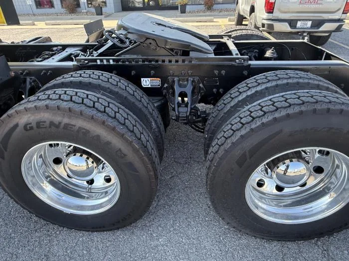 2021 Peterbilt 579 in Pontoon Beach, IL — photo 6