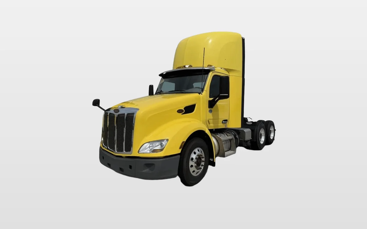 2021 Peterbilt 579 - image 1
