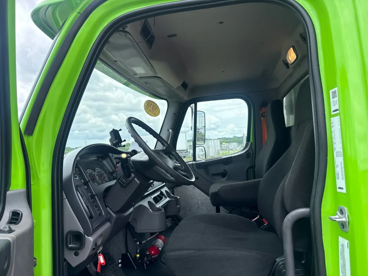 2020 Freightliner M2 106 in Birmingham, AL — photo 8