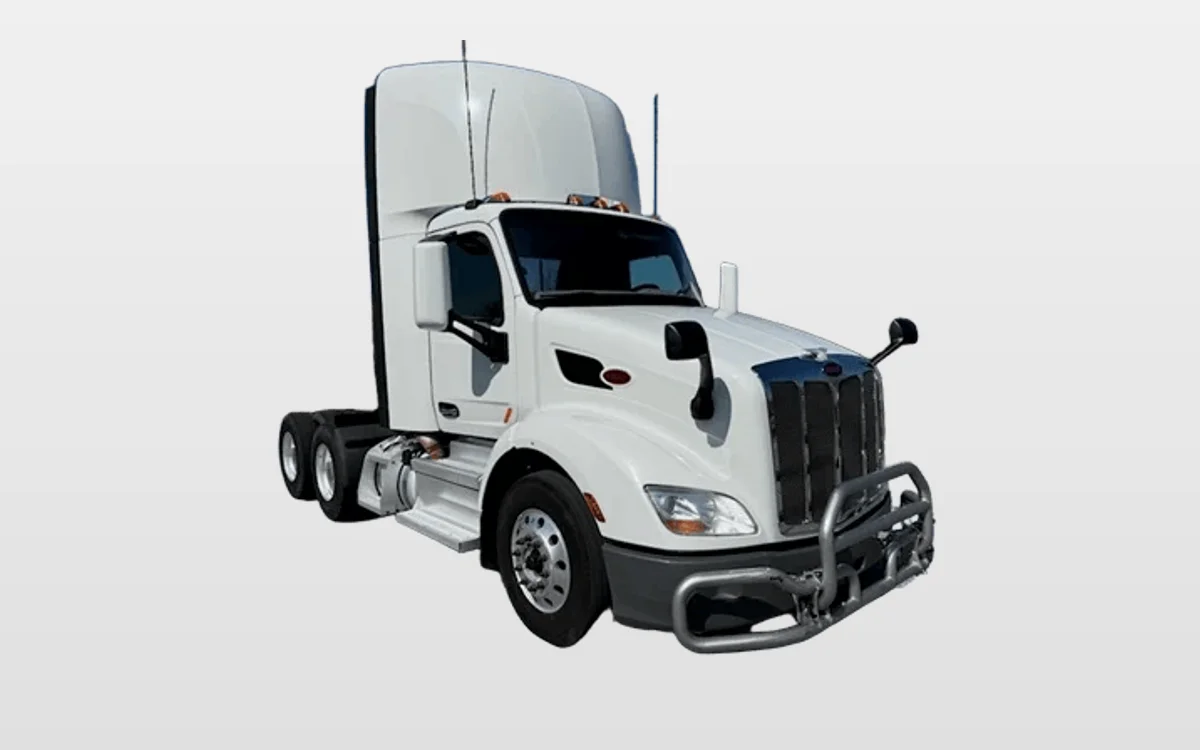 2020 Peterbilt 579 - image 1