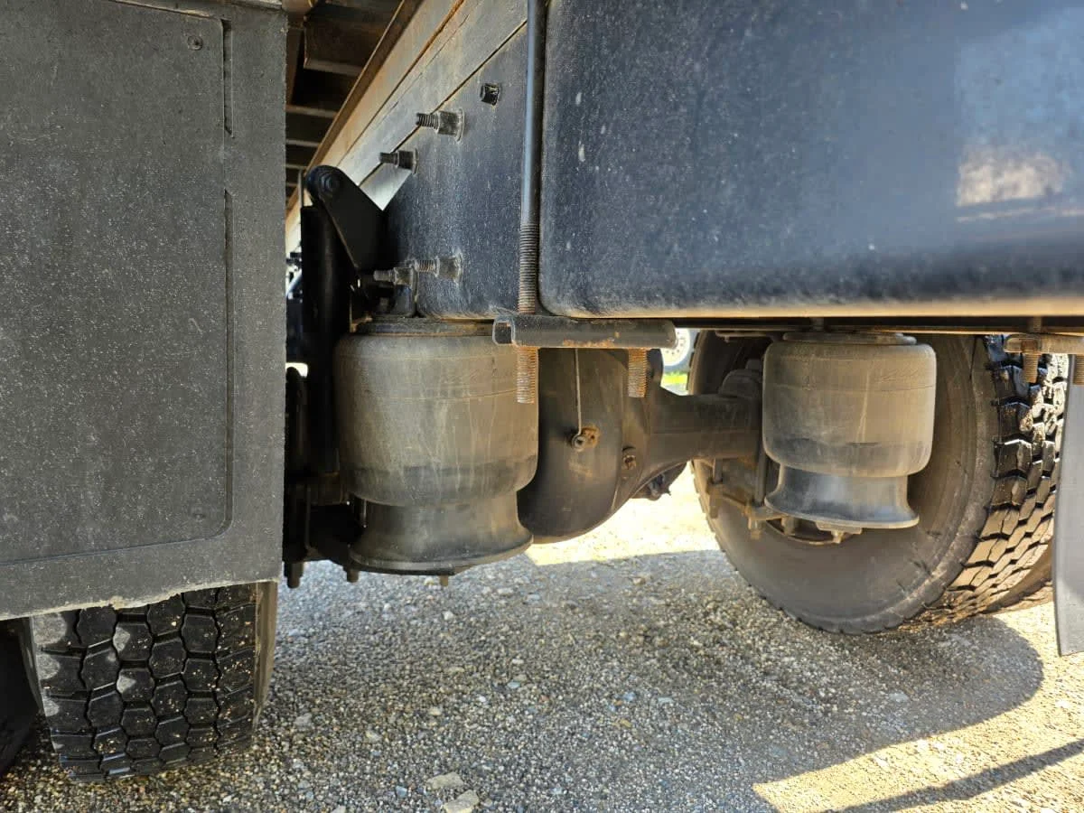 2020 Freightliner M2 106 - image 13