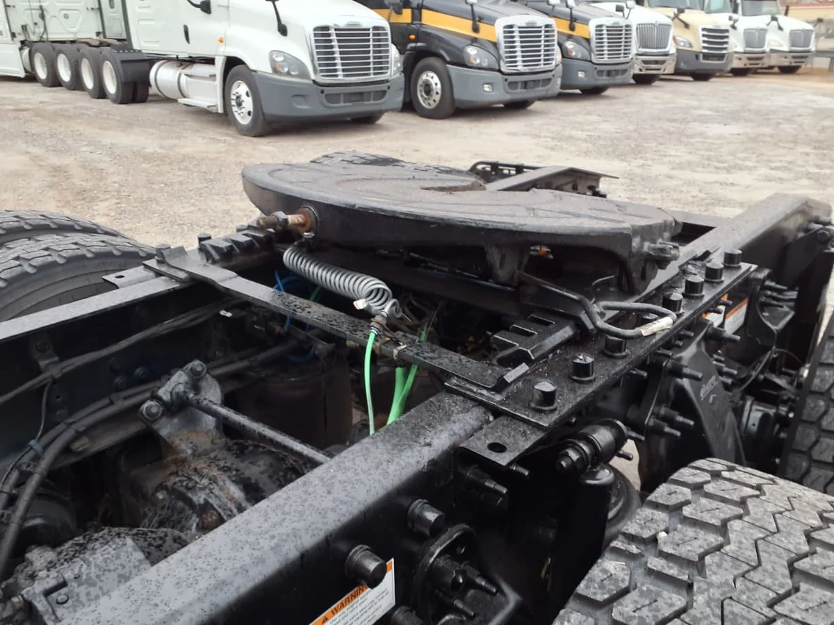 2020 Freightliner Cascadia - image 18