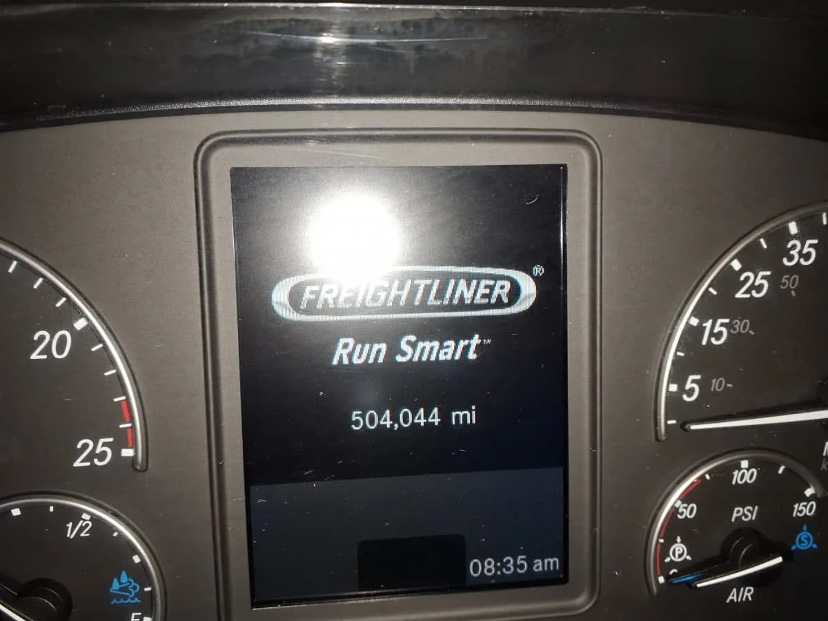 2020 Freightliner Cascadia - image 10