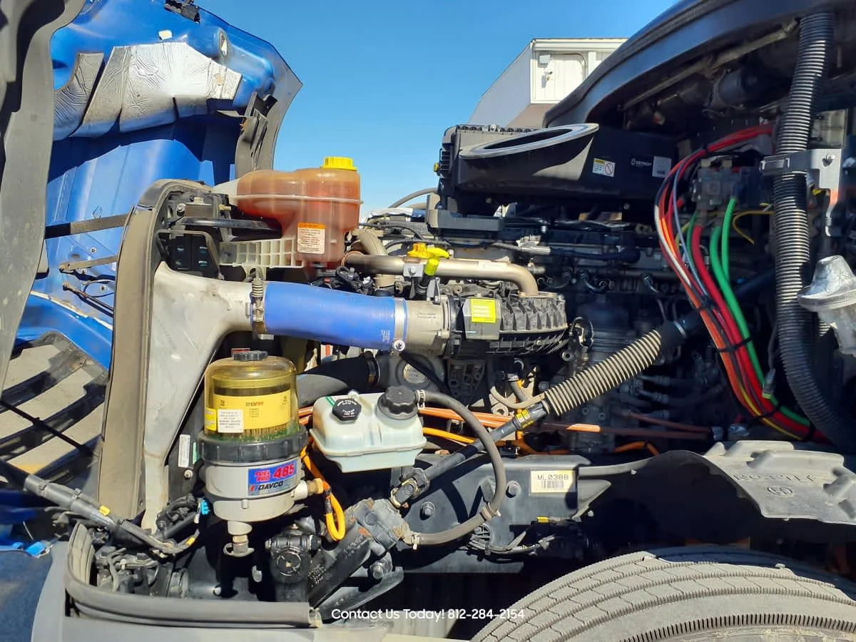 2021 Freightliner Cascadia - image 8