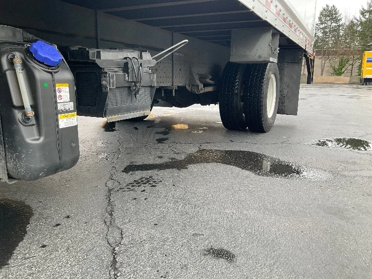 2021 Isuzu NPR - image 5