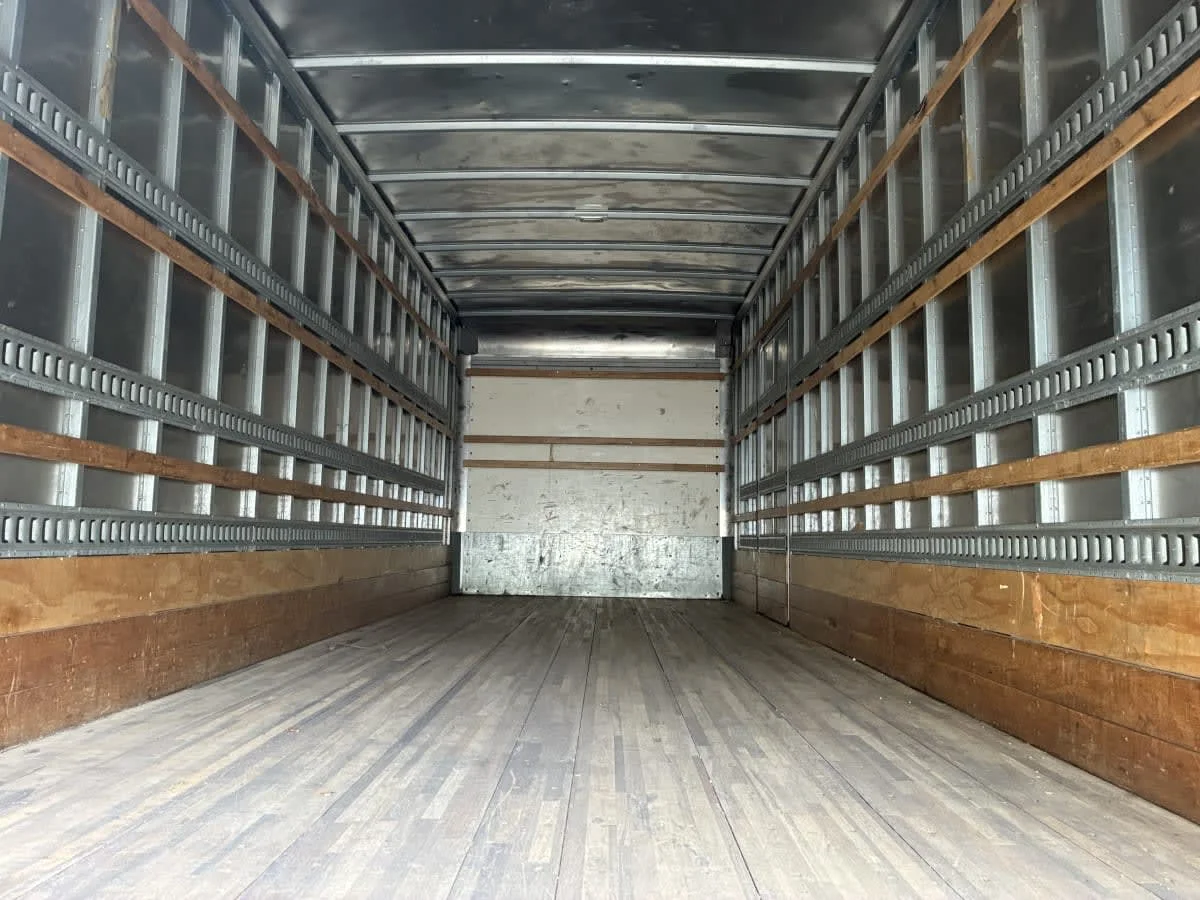 2019 Freightliner M2 106 in Newark, NJ — photo 8