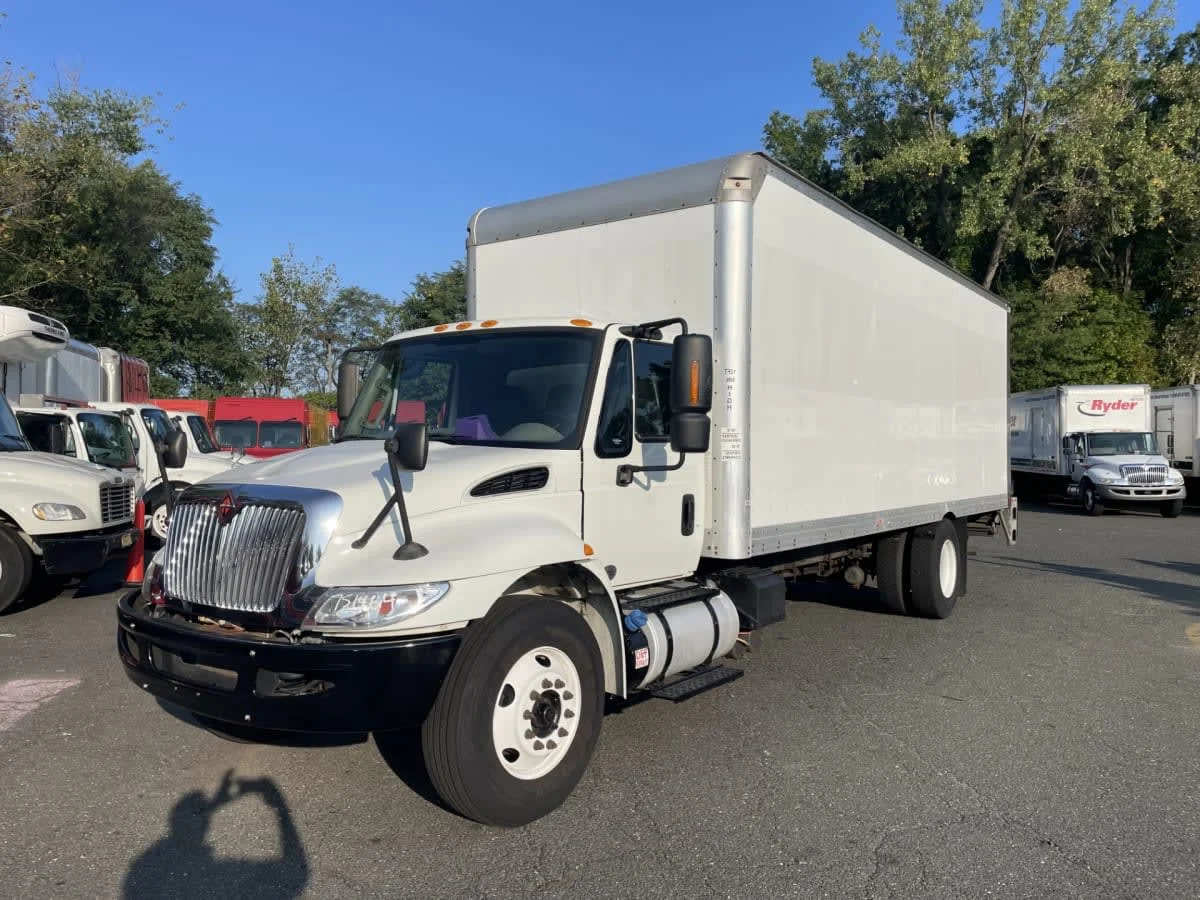 2018 International 4300 in Newark, NJ