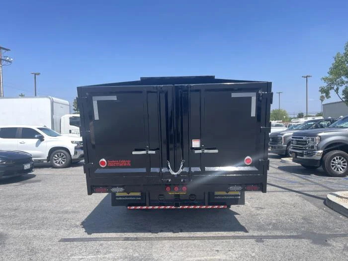 2025 Isuzu NRR in Whittier, CA — photo 24