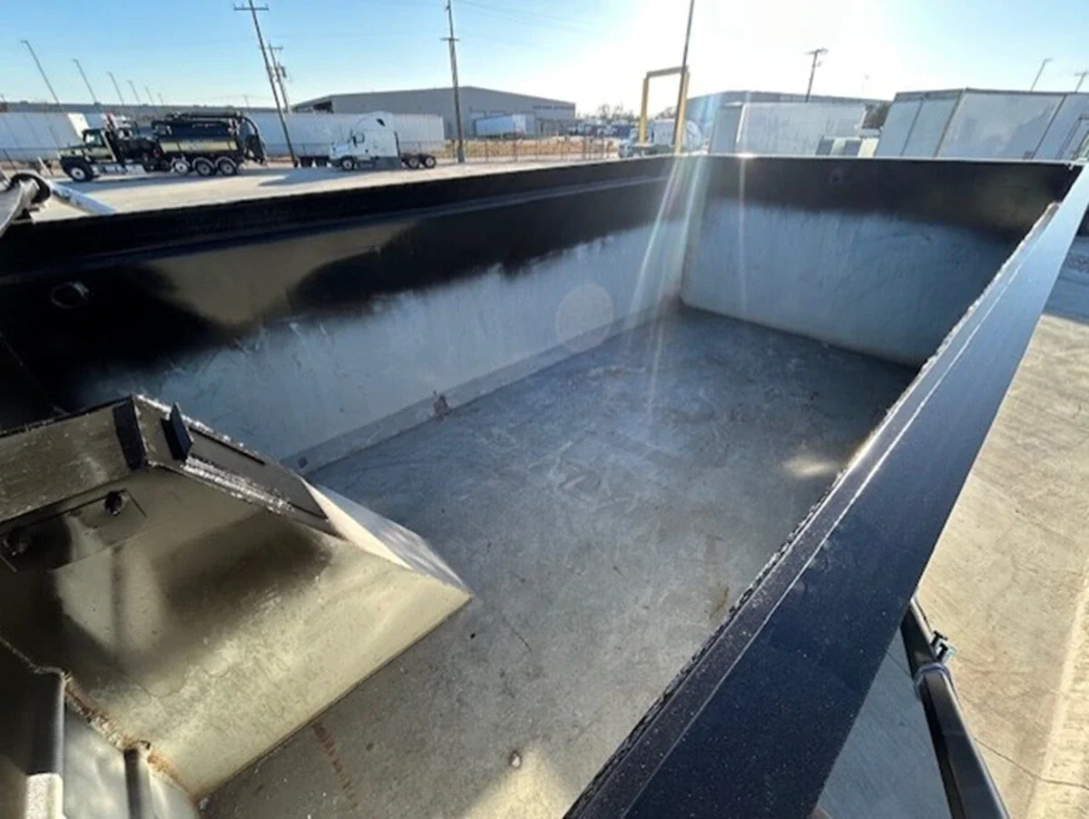 2021 Freightliner 122SD - image 12