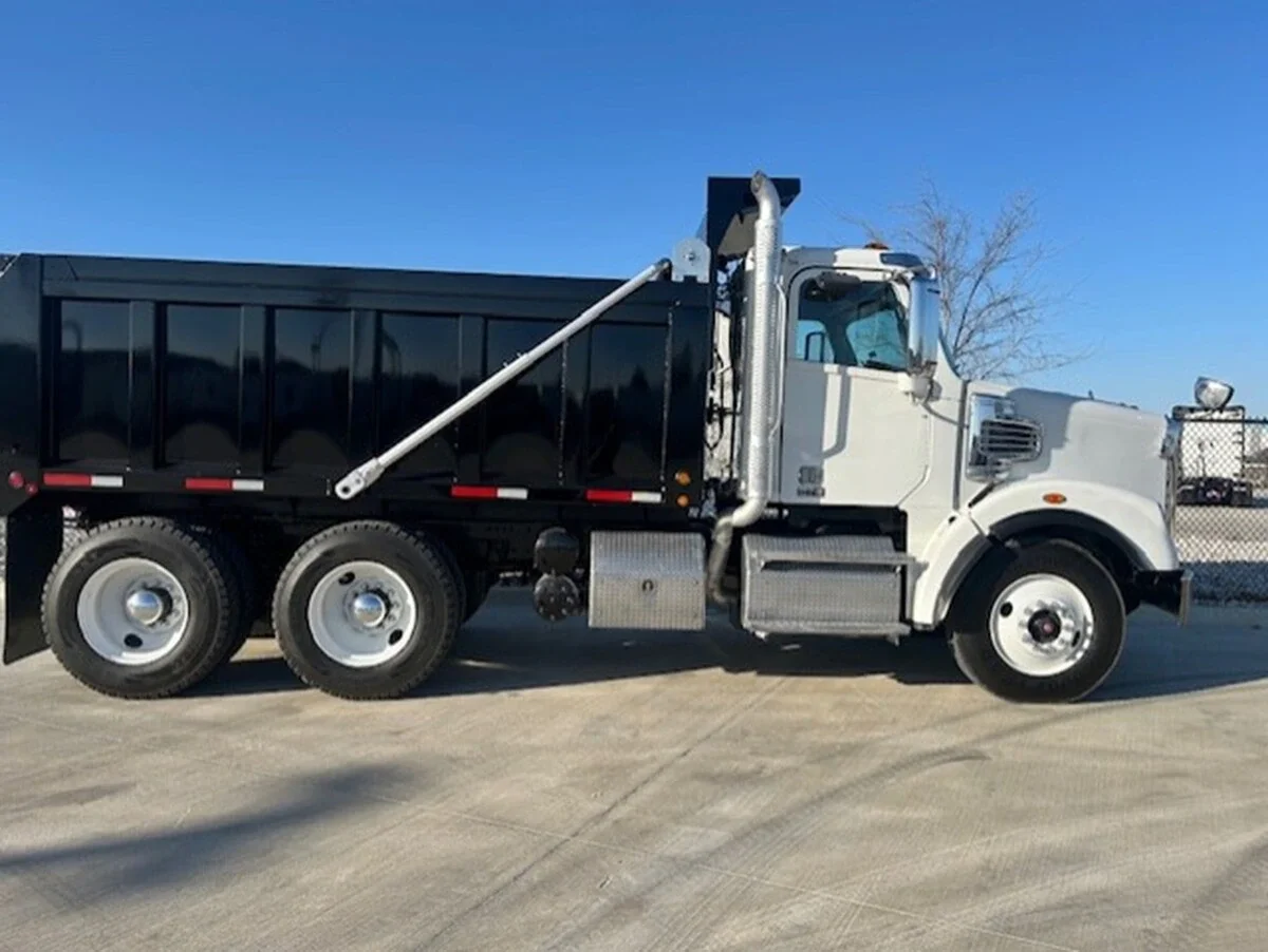 2021 Freightliner 122SD - image 7