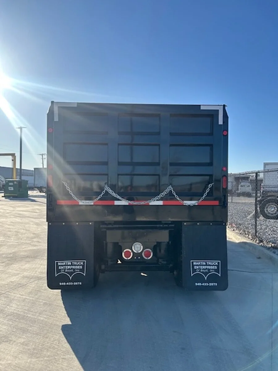 2021 Freightliner 122SD - image 4