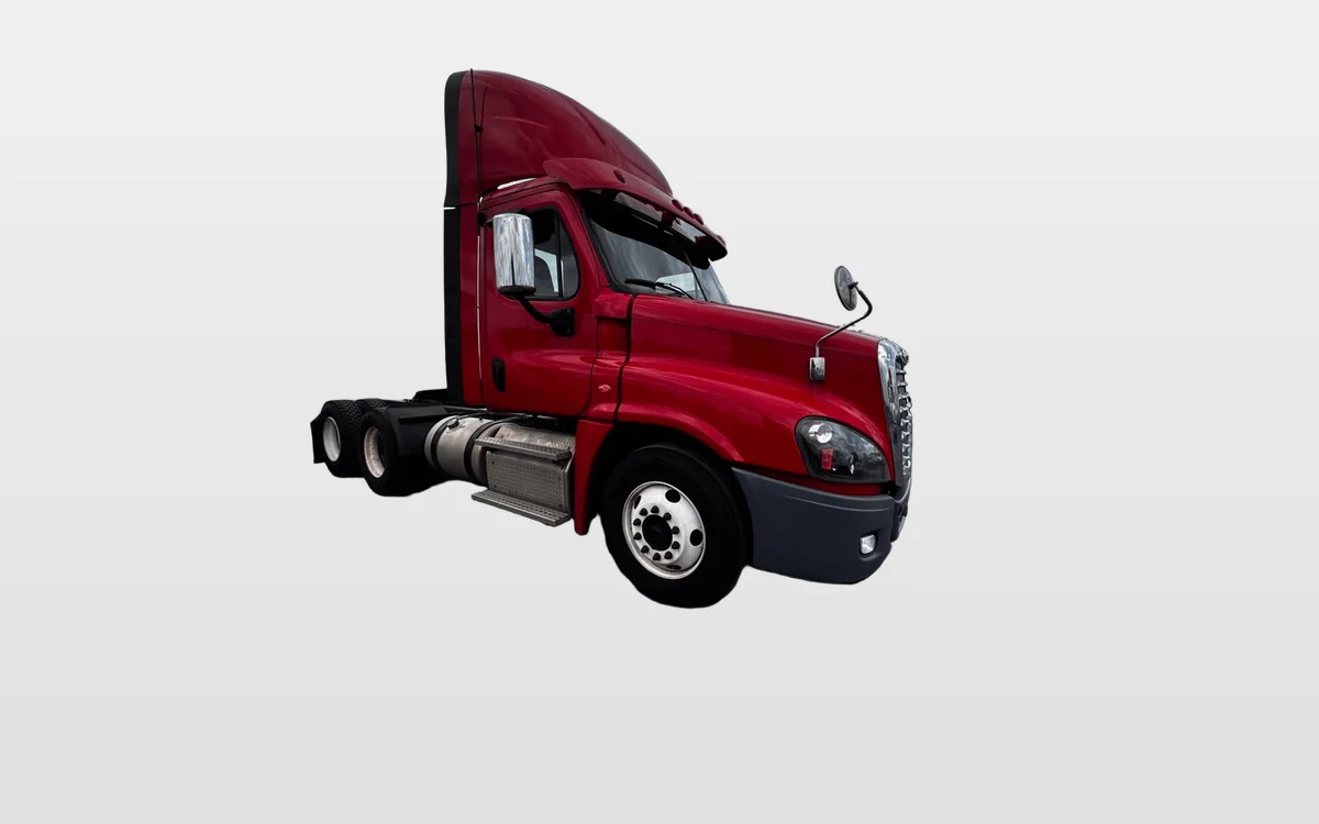 2019 Freightliner - image 1