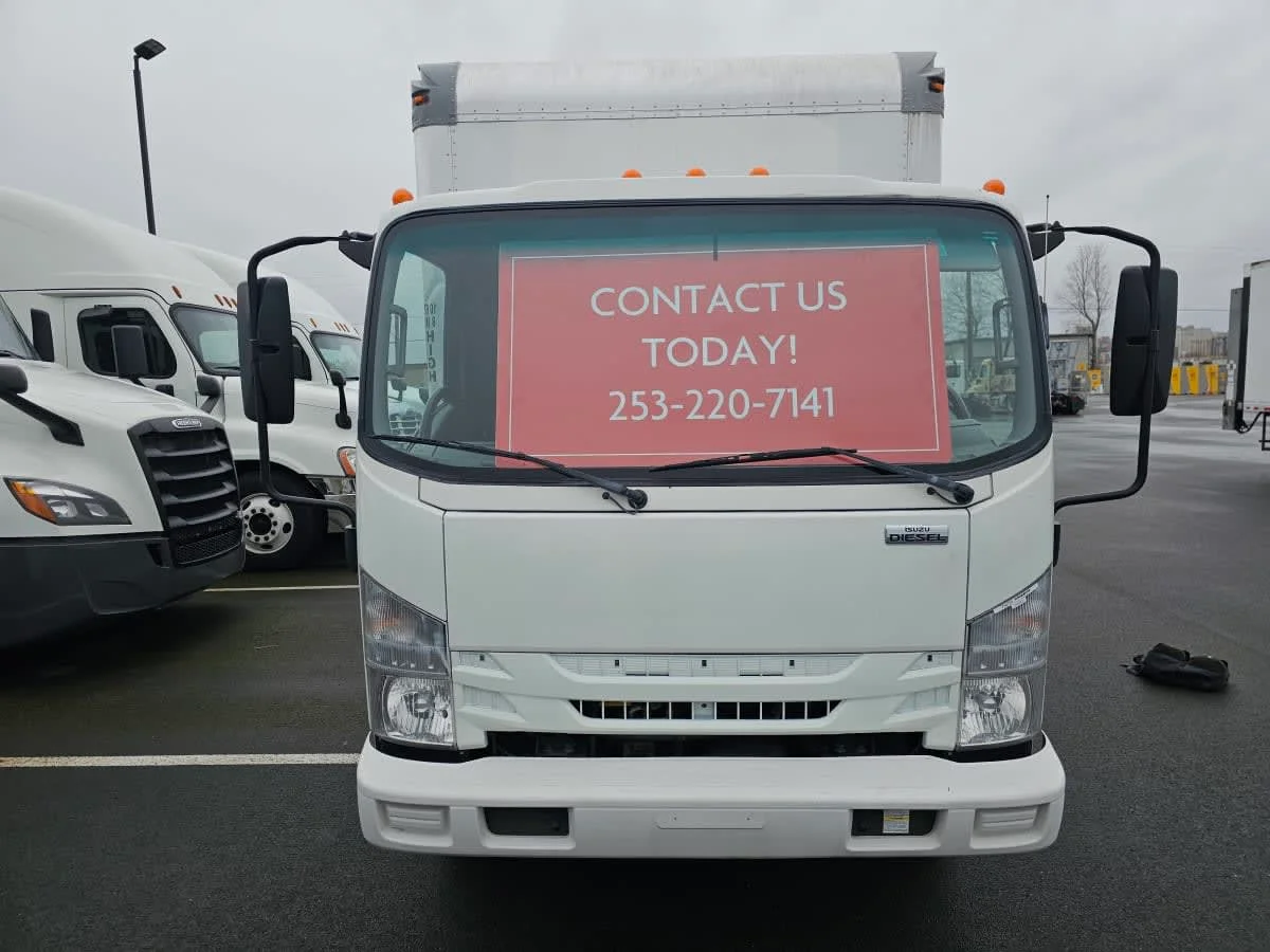 2018 Isuzu NRR in Tacoma, WA — photo 2