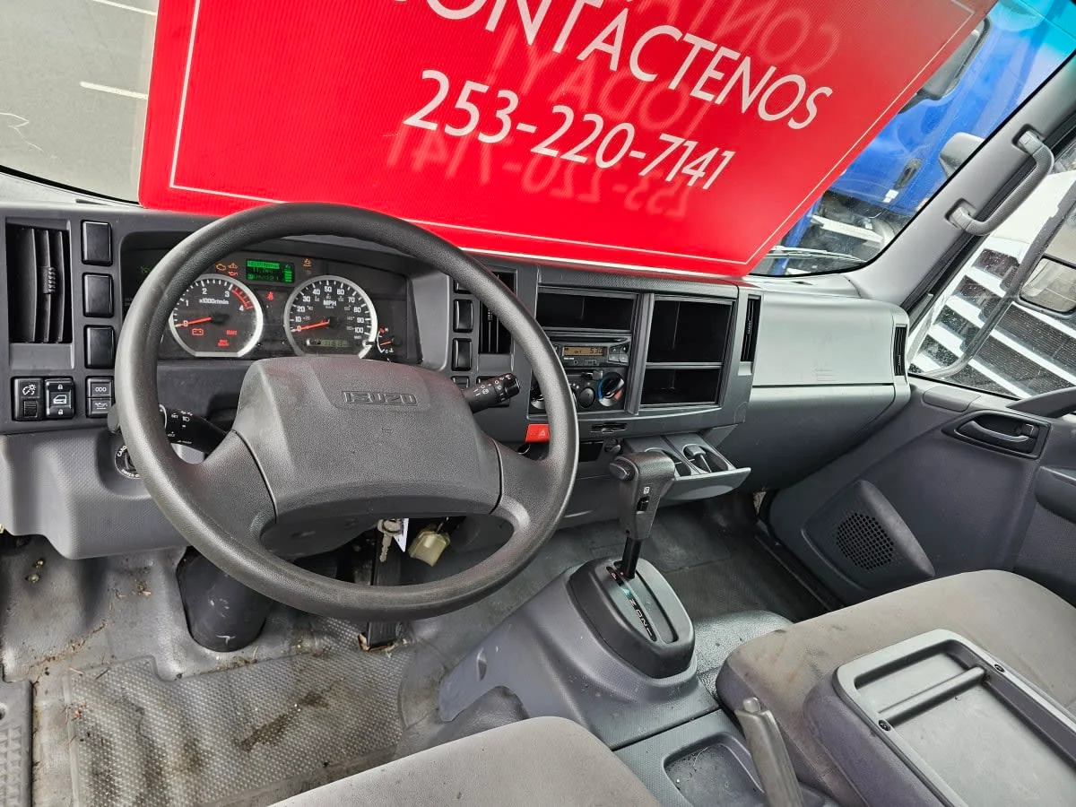 2018 Isuzu NRR in Tacoma, WA — photo 7