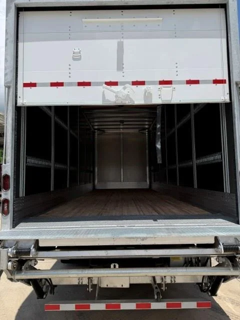 2025 Peterbilt 536 — photo 15