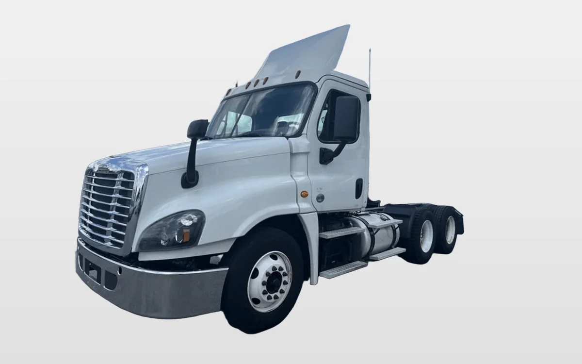 2019 Freightliner - image 1