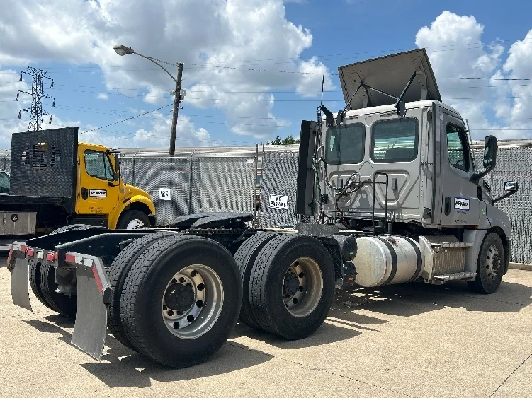 2020 Freightliner Cascadia in Nashville (Mount Juliet), TN — photo 7