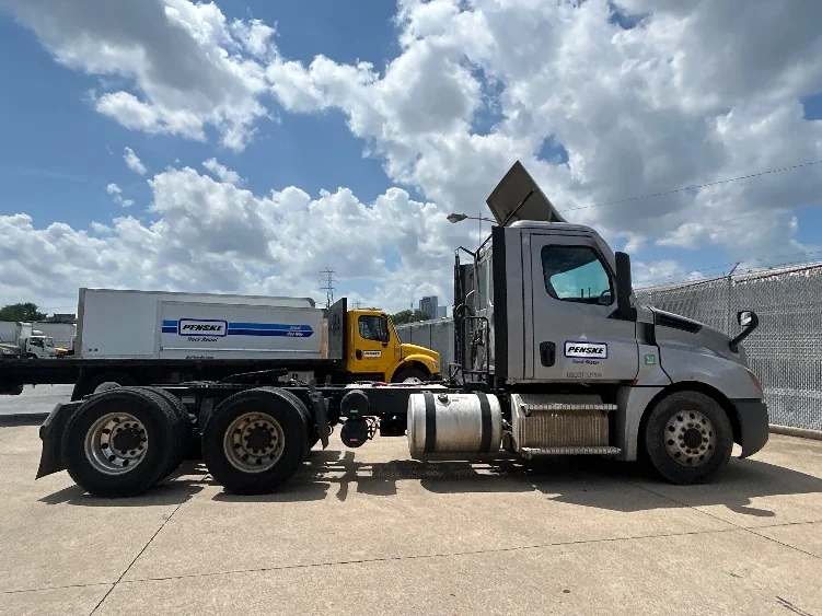 2020 Freightliner Cascadia in Nashville (Mount Juliet), TN — photo 8