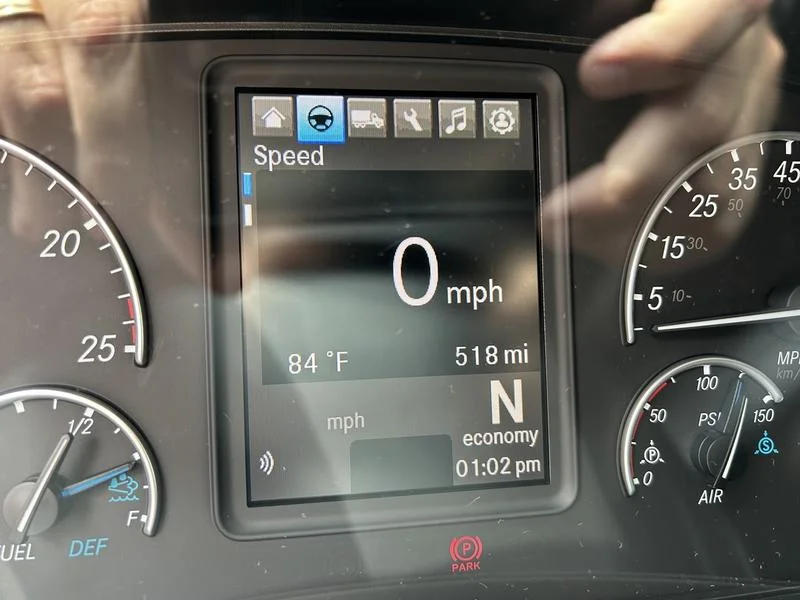 2026 Freightliner Cascadia - image 13