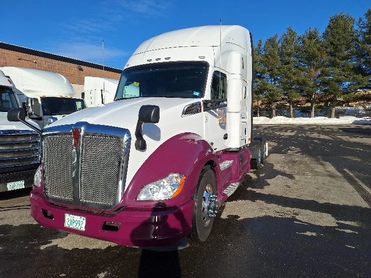 2020 Kenworth T680 - image 3
