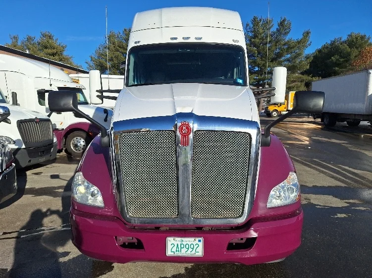2020 Kenworth T680 - image 2