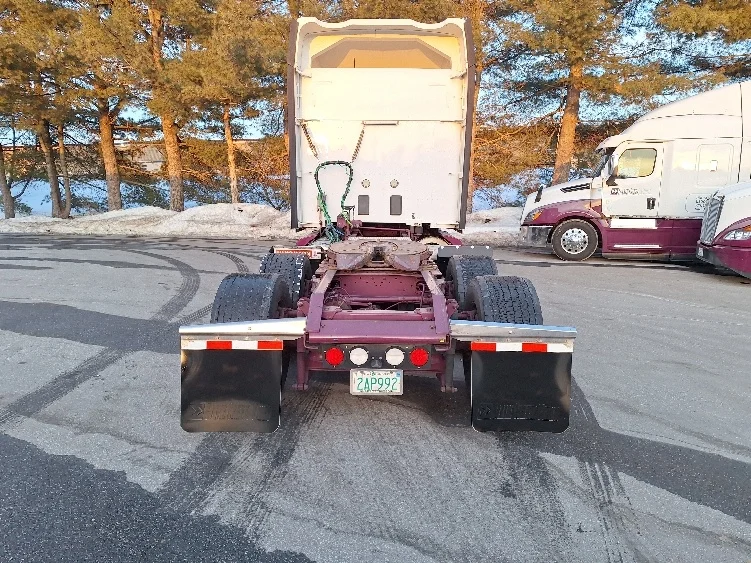 2020 Kenworth T680 - image 6