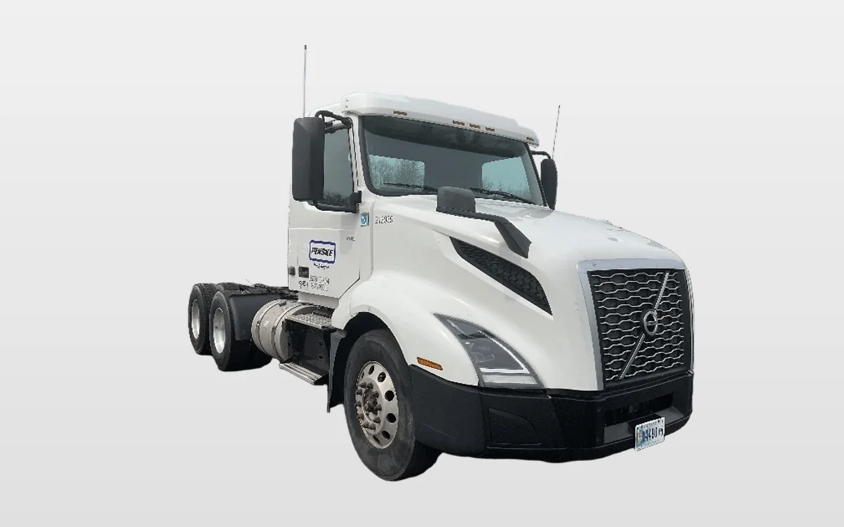 2019 Volvo - image 1