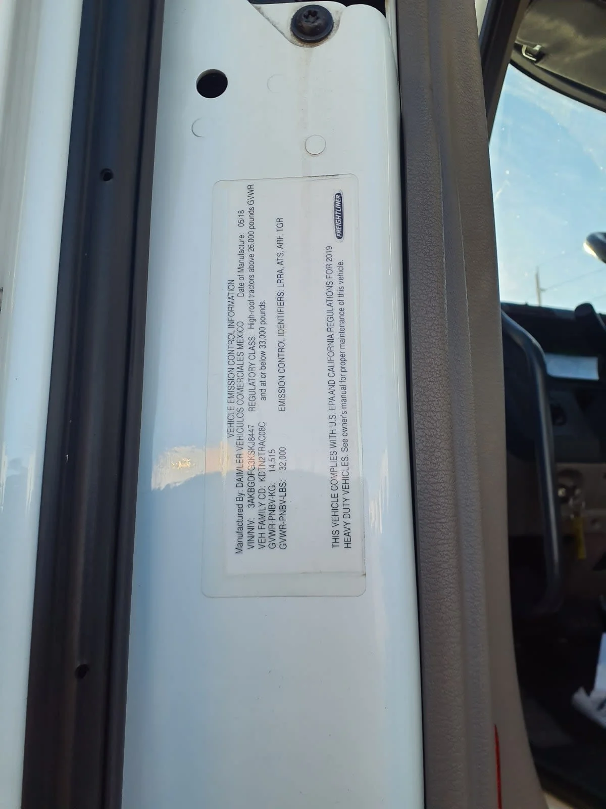 2019 Freightliner Cascadia in Commerce City, CO — photo 12
