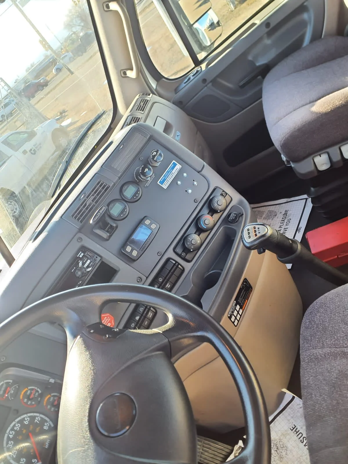 2019 Freightliner Cascadia in Commerce City, CO — photo 7