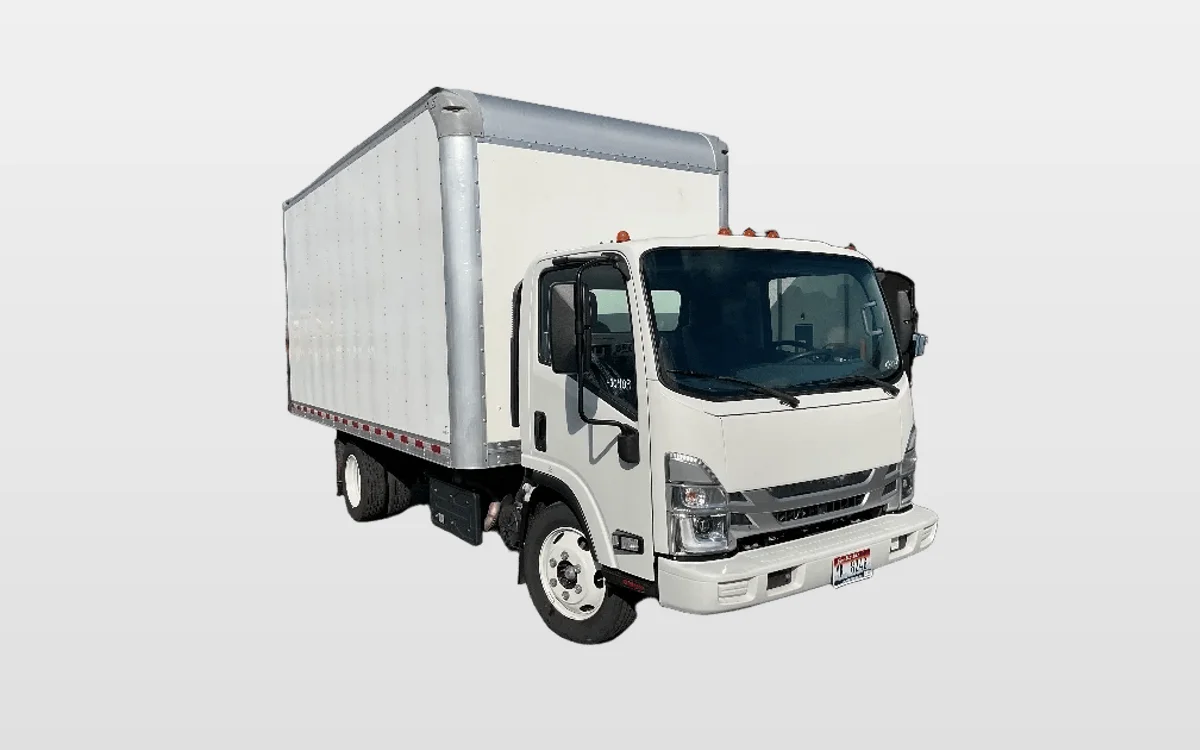 2022 Isuzu - image 1