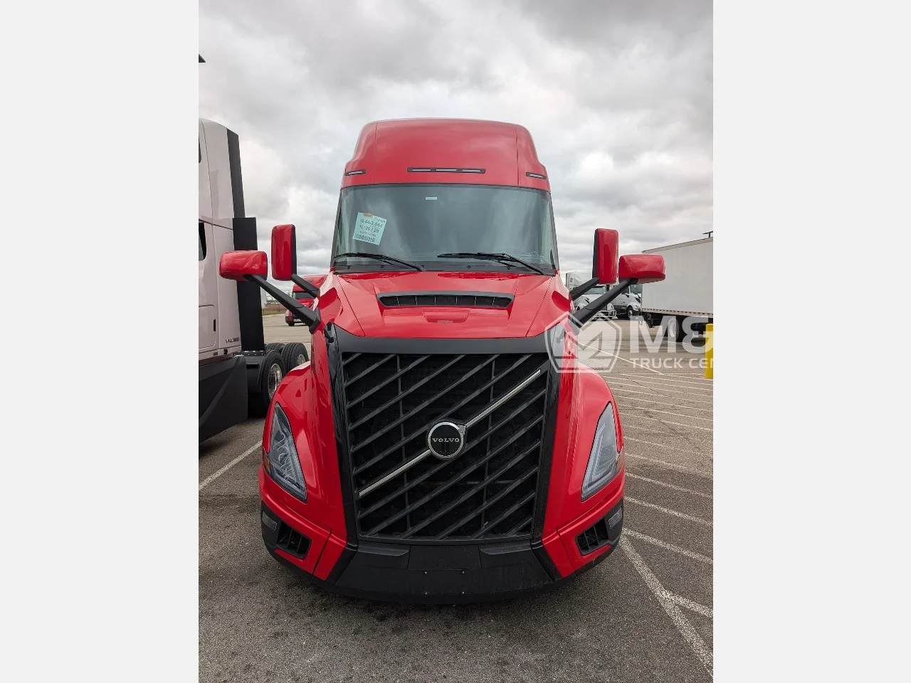 2026 Volvo VNL 860 in Flint, MI