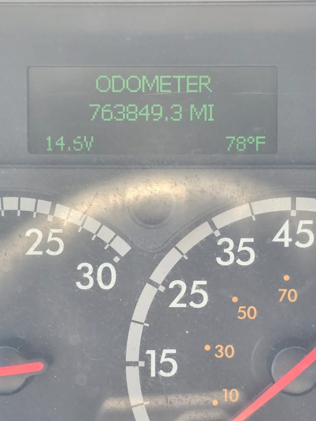 2019 Freightliner Cascadia - image 9