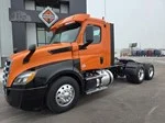 2019 Freightliner Cascadia - image 40