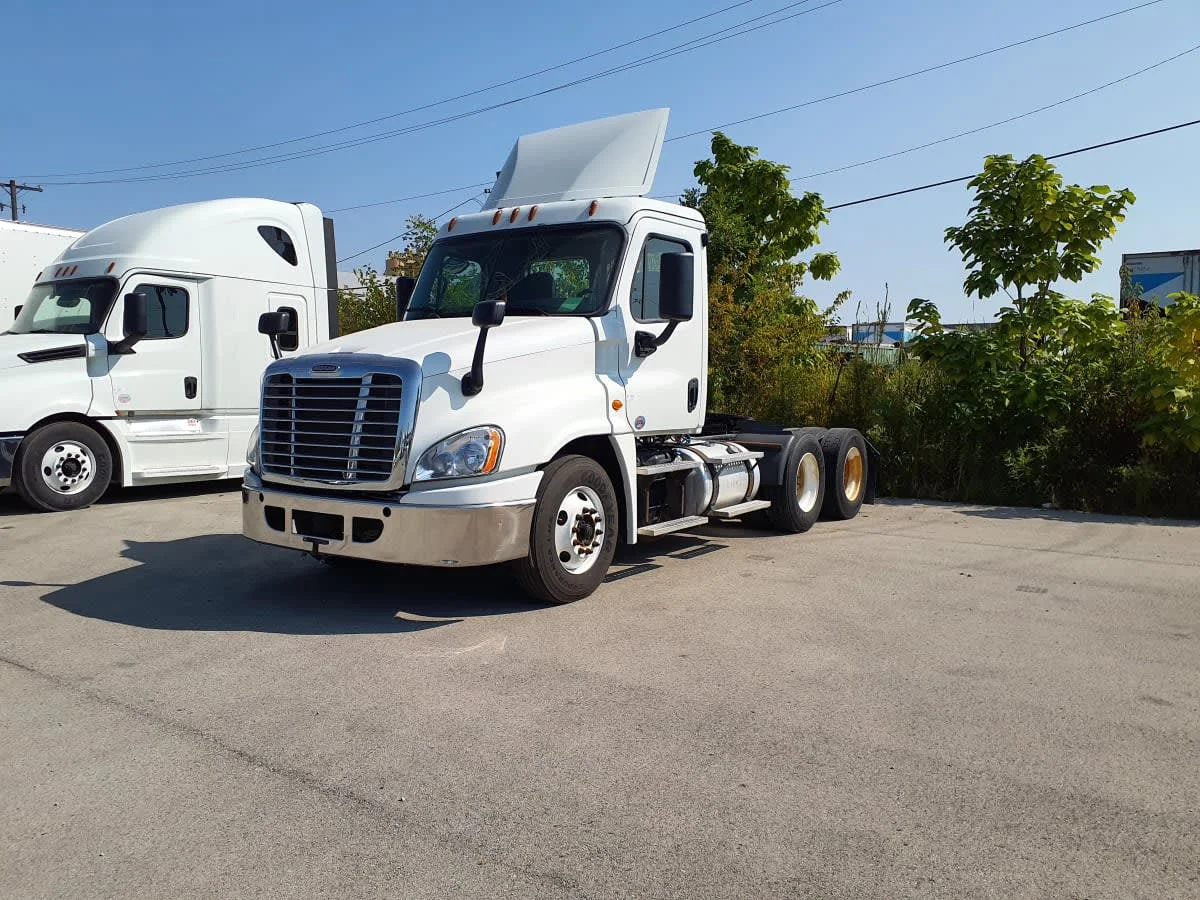 2018 Freightliner Cascadia in Indianapolis, IN