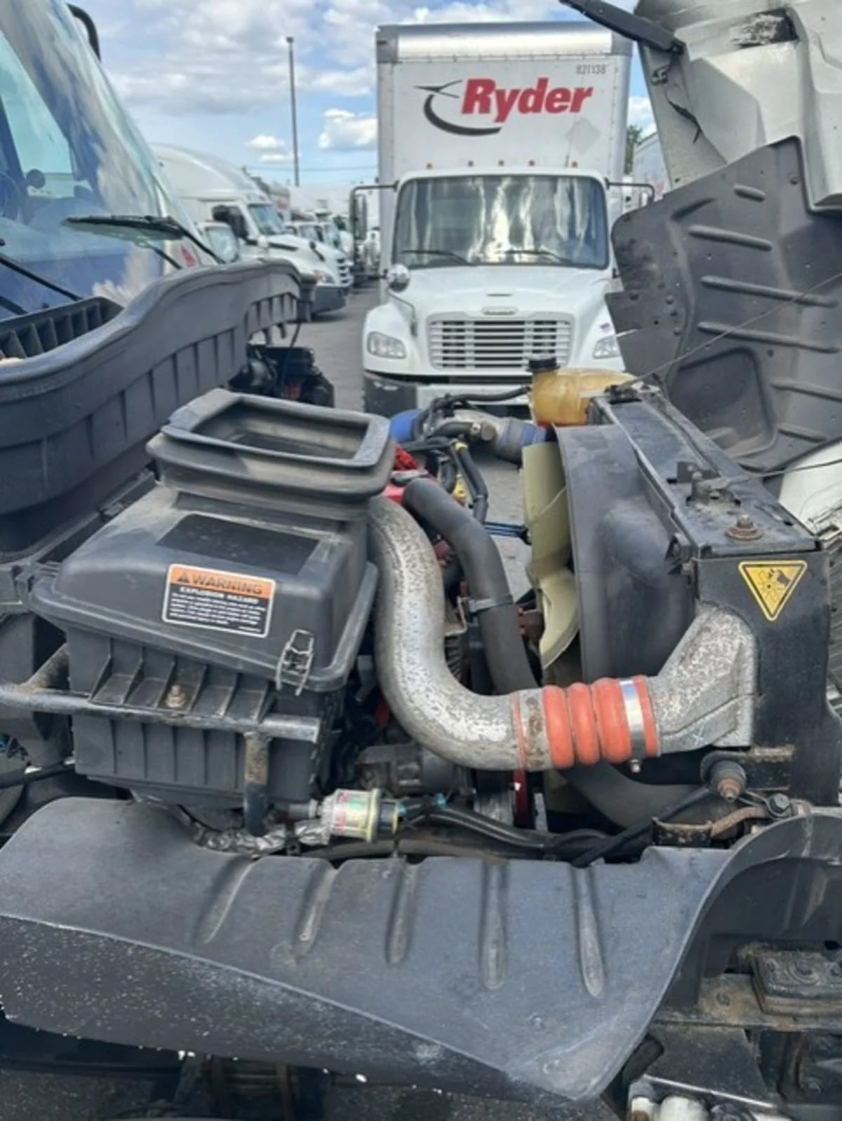 2019 International 4300 in Farmingdale, NY — photo 13