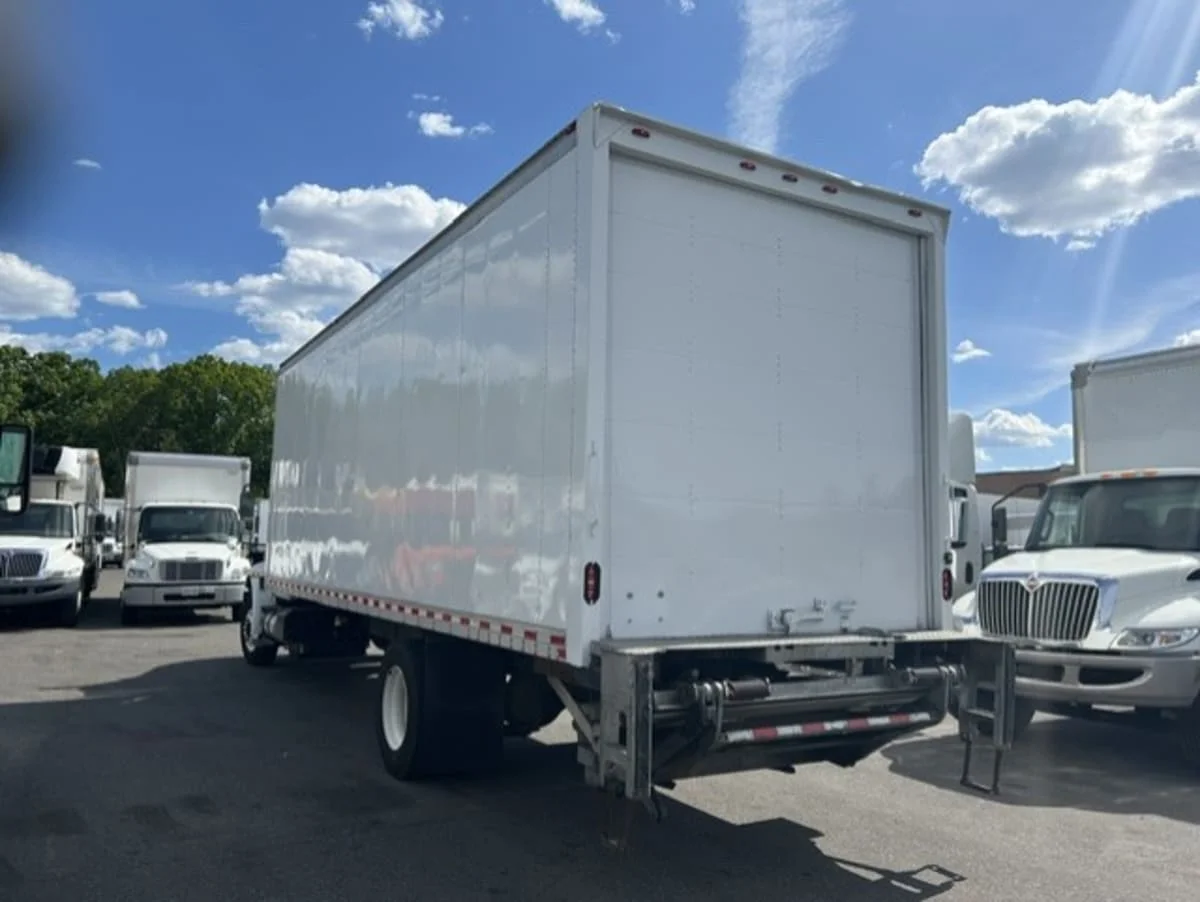2019 International 4300 in Farmingdale, NY — photo 6