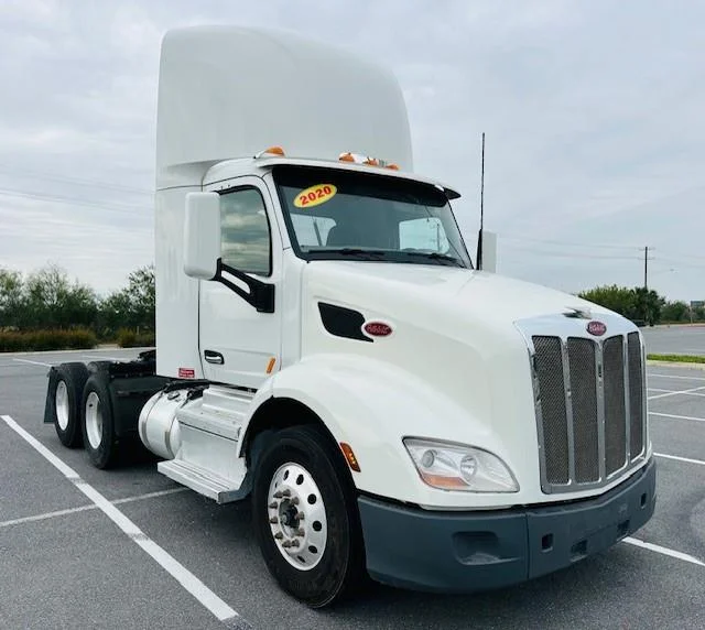 2020 Peterbilt 579 in Pharr, TX — photo 4
