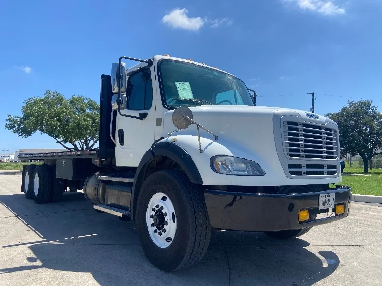 2019 Freightliner M2 112