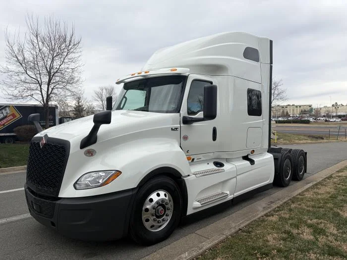 2026 International LT - image 2