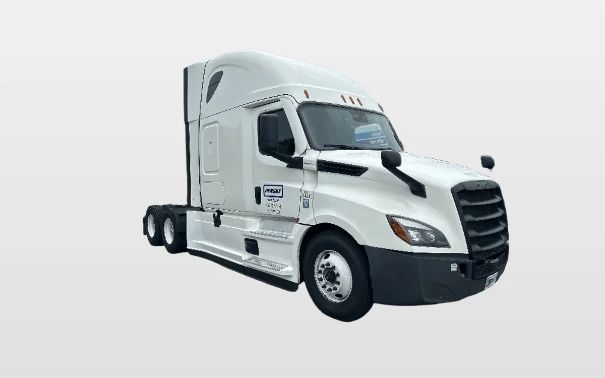2022 Freightliner - image 1