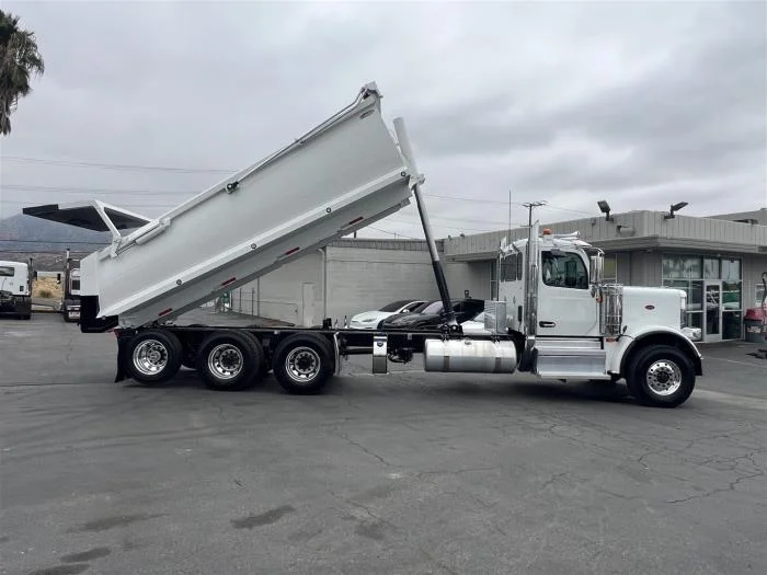 2026 Peterbilt 589 in Fontana, CA — photo 22
