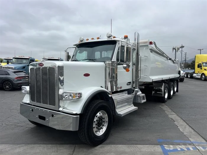 2026 Peterbilt 589 in Fontana, CA — photo 3
