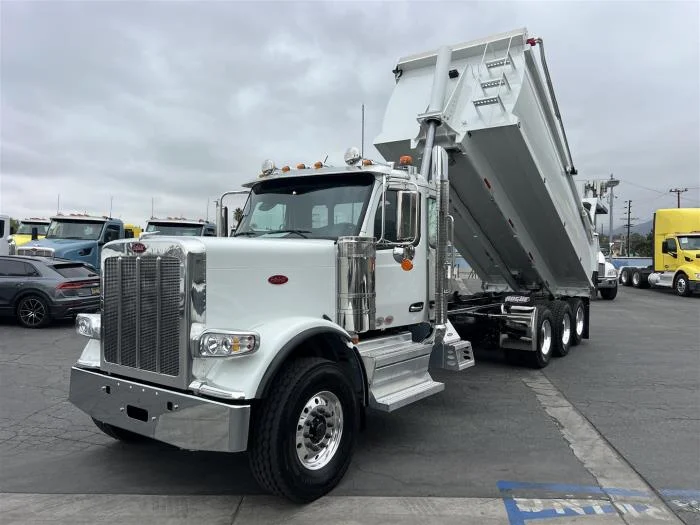 2026 Peterbilt 589 in Fontana, CA — photo 20