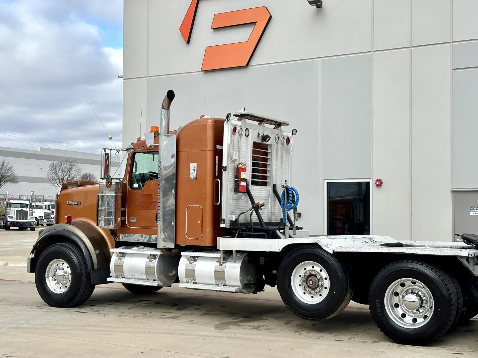 2012 Kenworth W900 - image 8