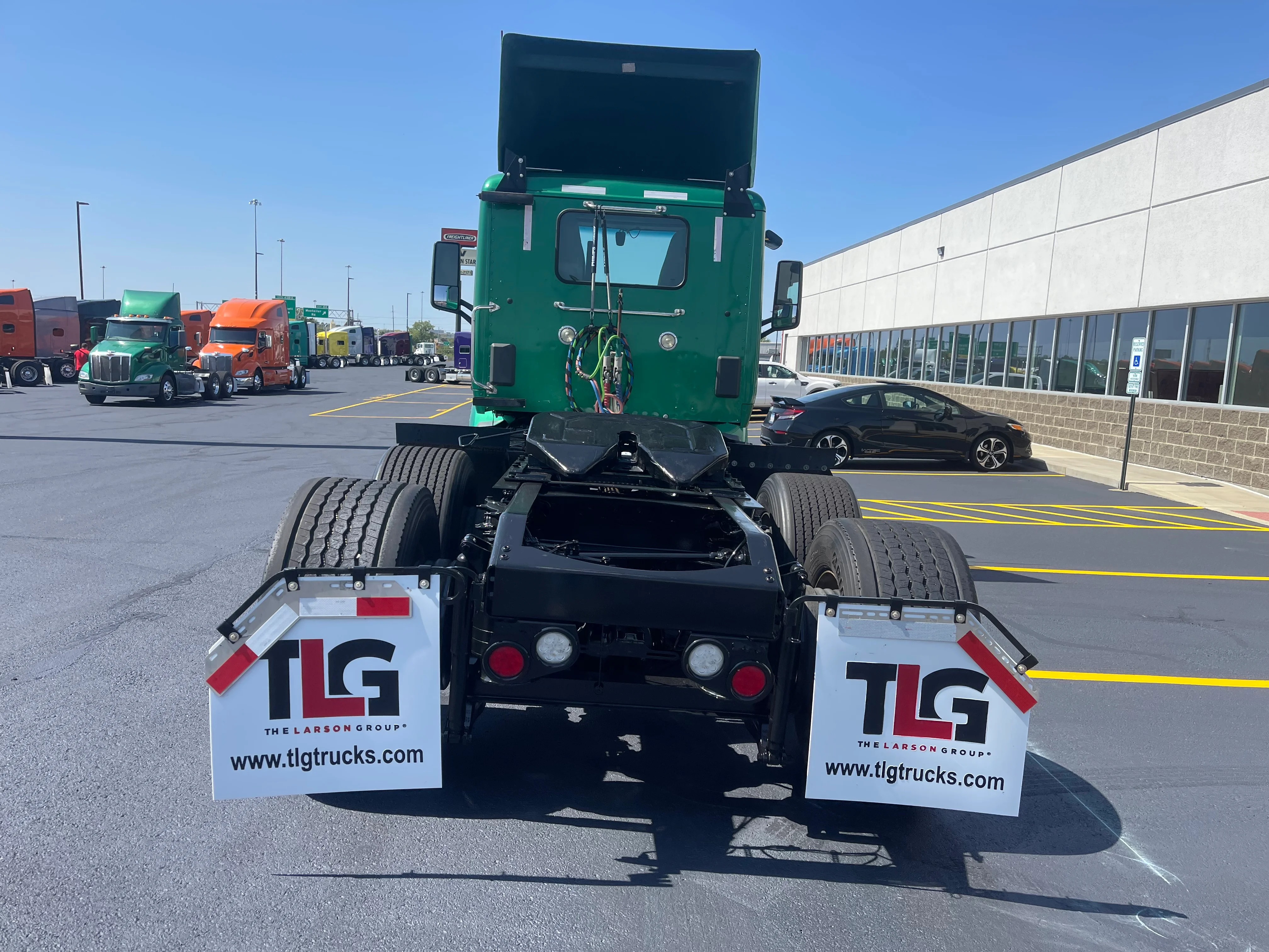 2020 Peterbilt 579 - image 4