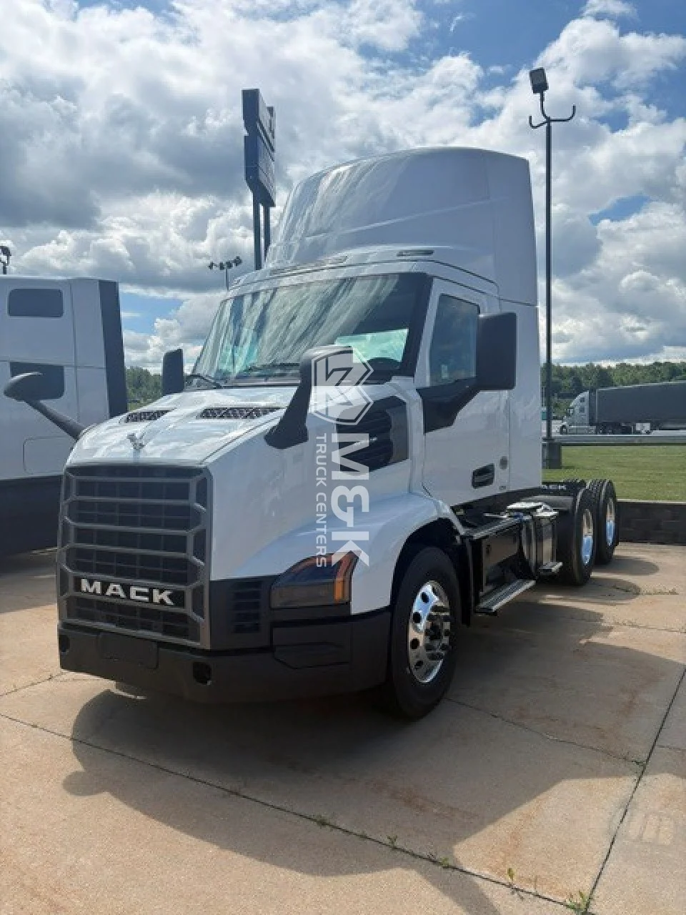 2026 Mack Anthem in Erie, PA