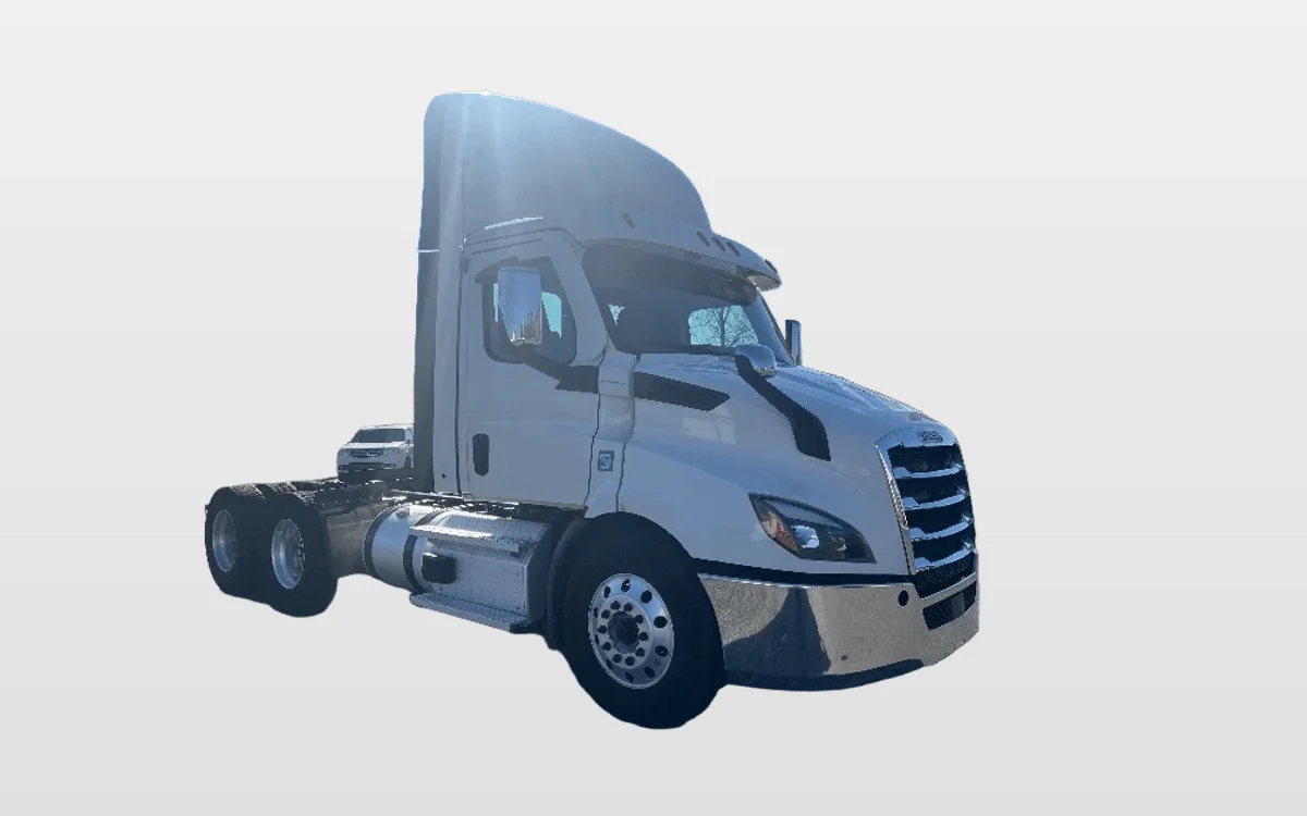 2021 Freightliner Cascadia - image 1