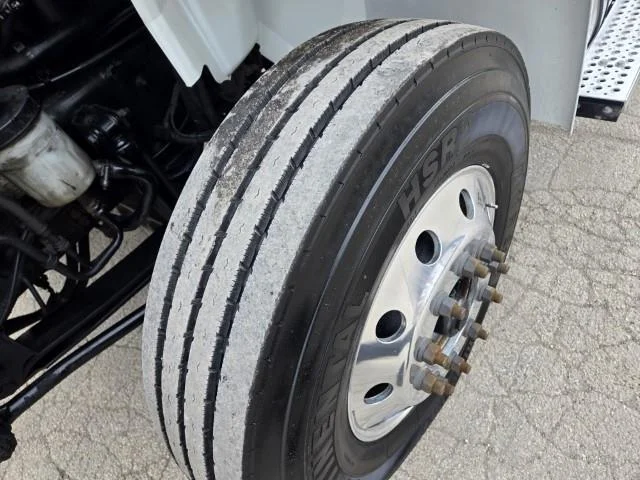 2019 International MV - image 18